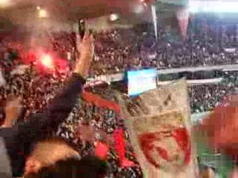 PSG OM : AMBIANCE APRES LE BUT DE GIULY (DE LA TRIBUNE K)