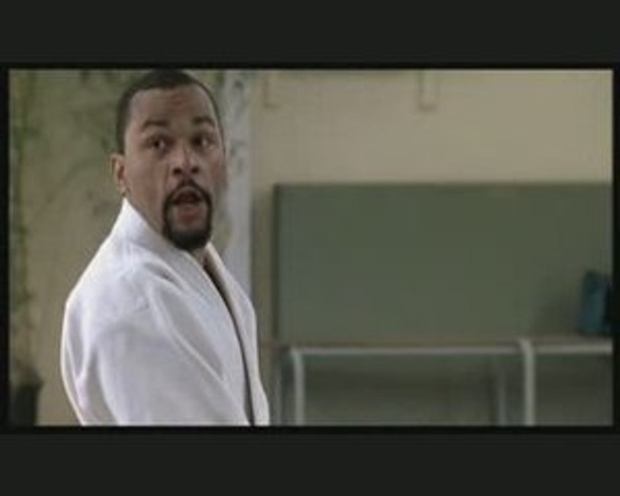 Dis donc tu vas la fermer ta grande gueule !! par Dieudonné