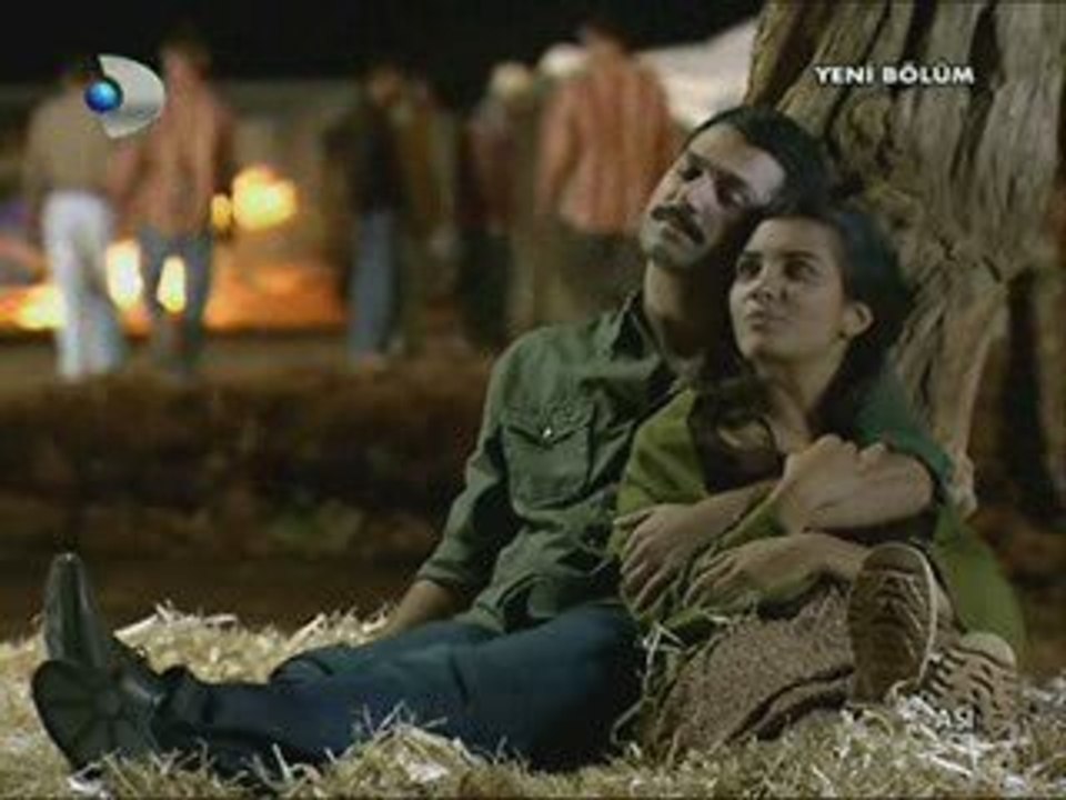 ASİ&DEMİR&ASYA GENÇLİK BAŞIMDA DUMAN