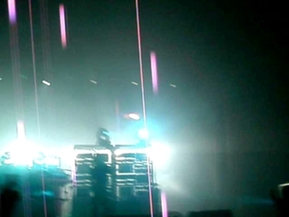 THE PRODIGY, OUT OF SPACE Live (Zenith in Paris) 2009