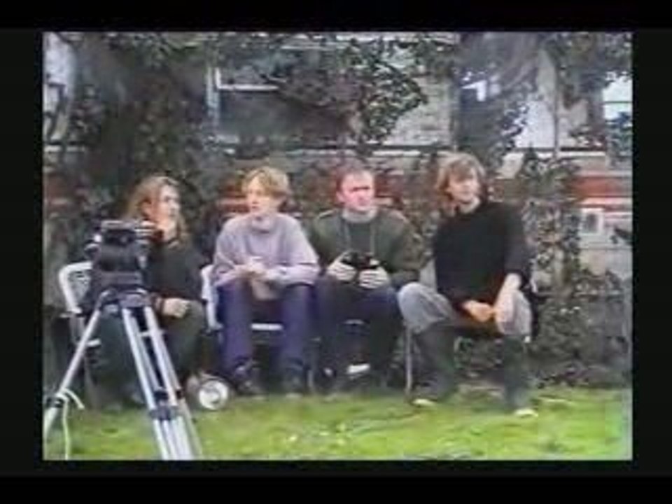 Dossiers Ovni 08 - Cercles Extraterrestres 2/6