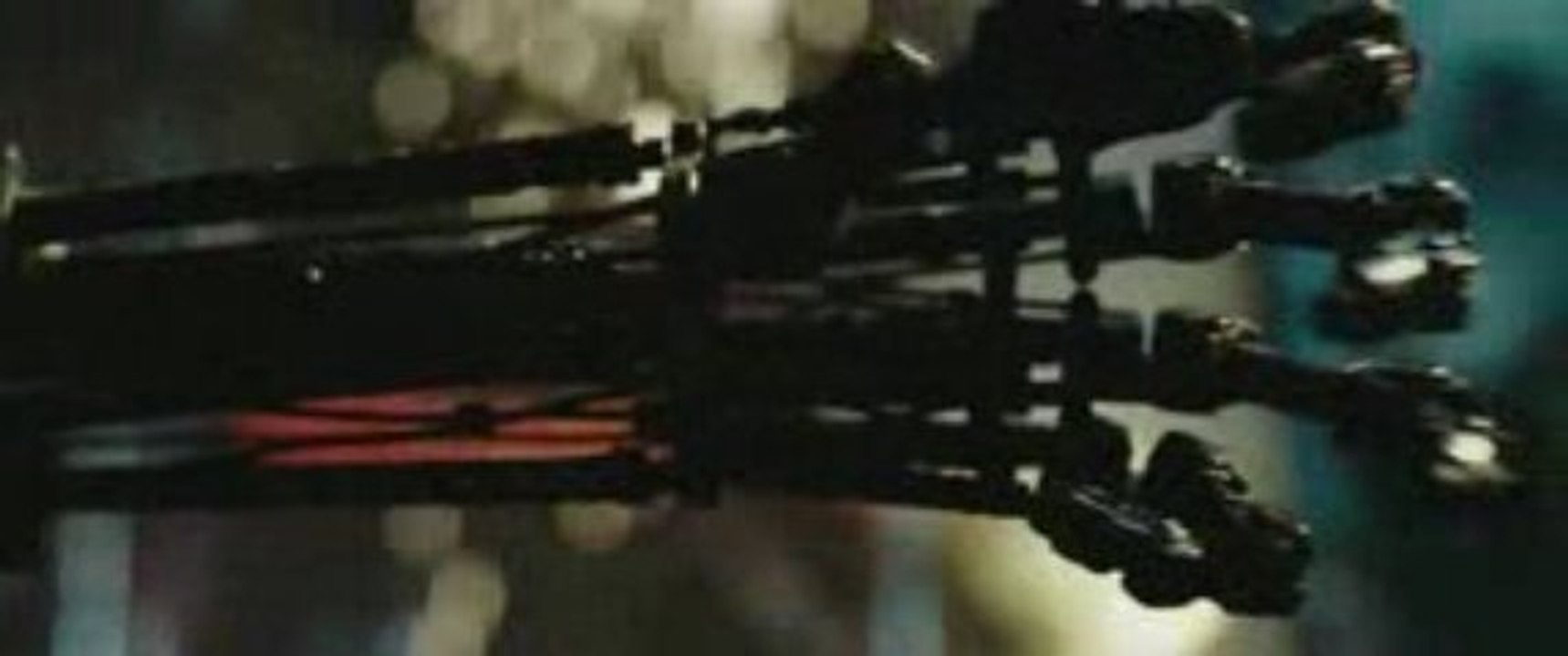 Terminator Salvation  (Trailer #3) (SinemaTV.info)