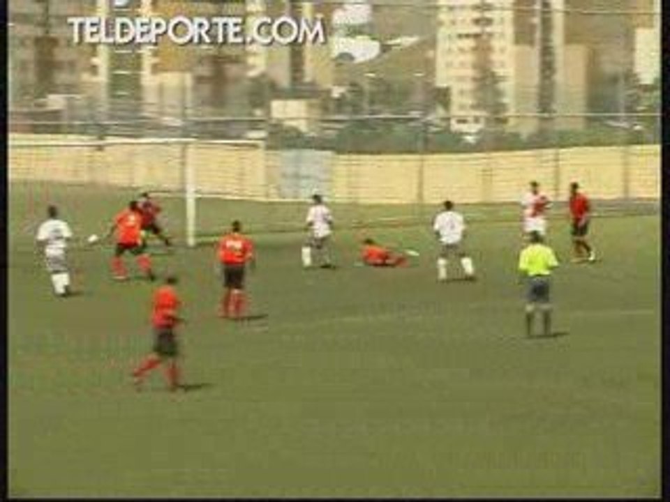 Vallinamar 2 - Huracan 0 DIVISION HONOR JUVENIL G VI JOR 27
