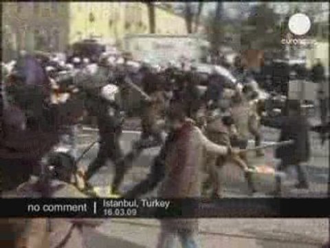 Heurts entre manifestants et police à Istanbul