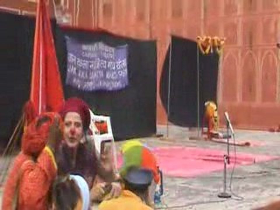 Clowns et "Théâtre Forum" au Palais Des Vents