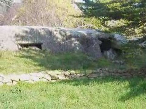 Locmariaquer: mégalithes Le MANE RETHUAL