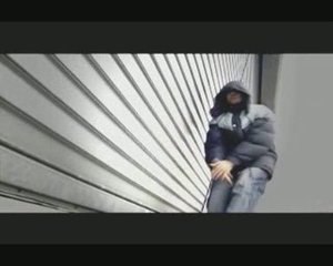 ENTRE LES LARMES ET LES ECRITS CLIP AMATEUR