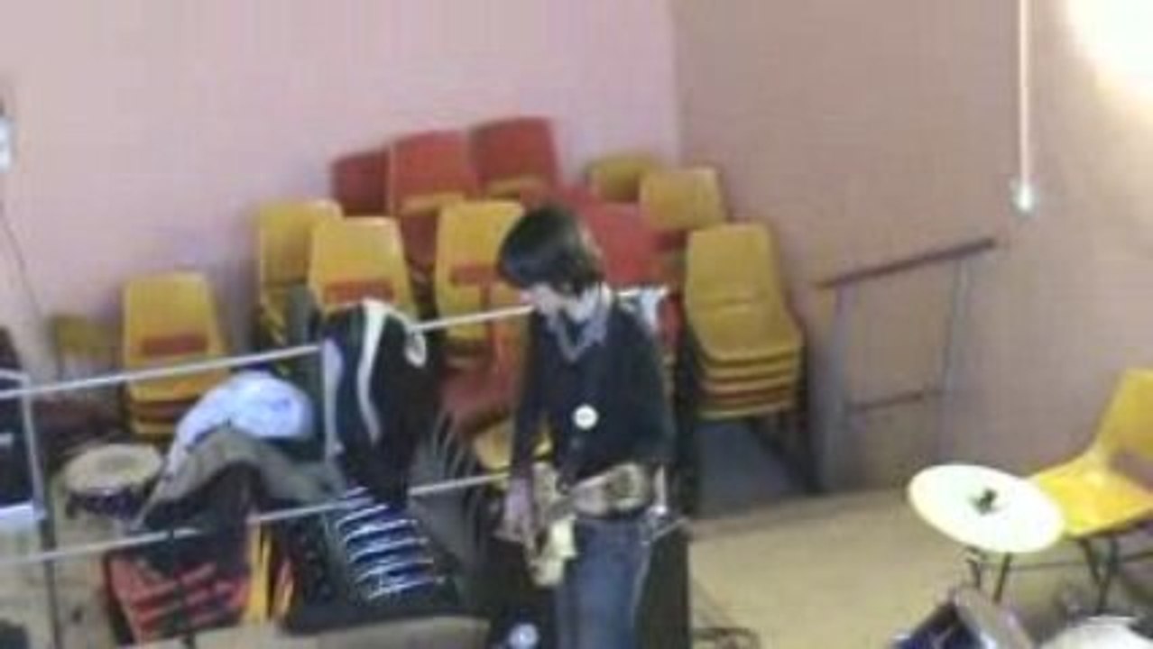 Sum-Shine- Fat lip (live)