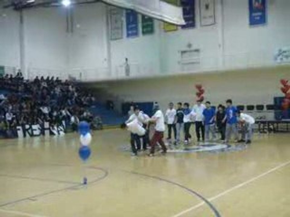Arlington High School gara di danza tra le classi