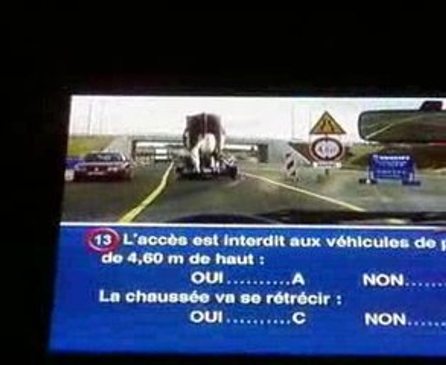 Une vache de 3m en correction au code =)