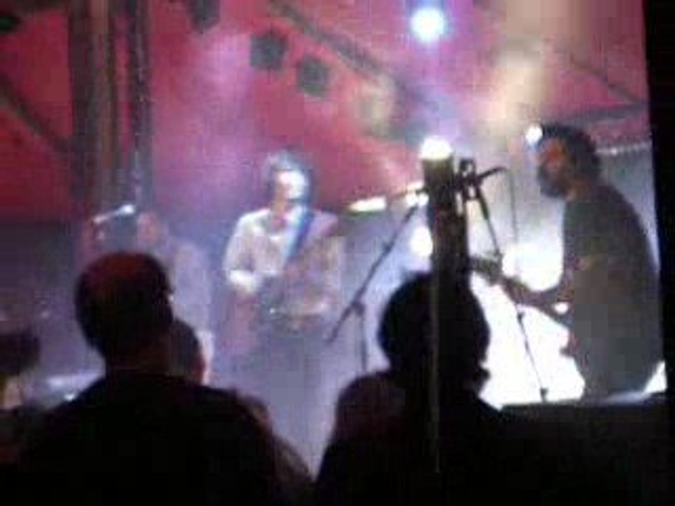 Tahiti 80 - Whistle