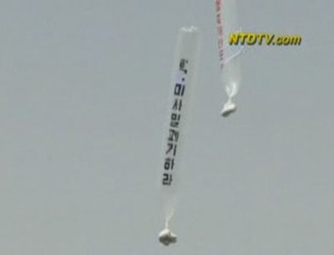 South Korean Activists Send Leaflets to North
