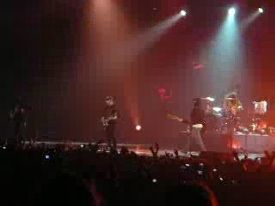 Fall Out Boy - Dance, dance