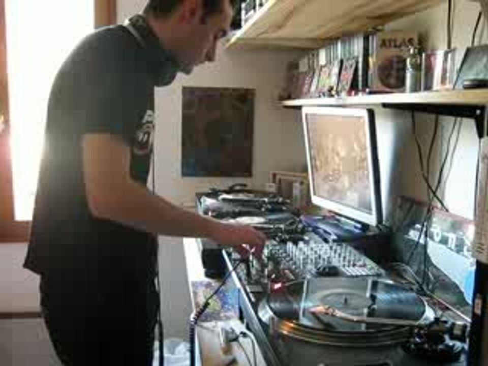 DJ Maniatiko at work V.2