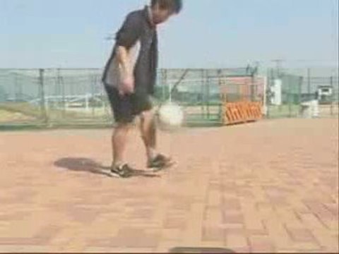 The best street soccer - football freestyler