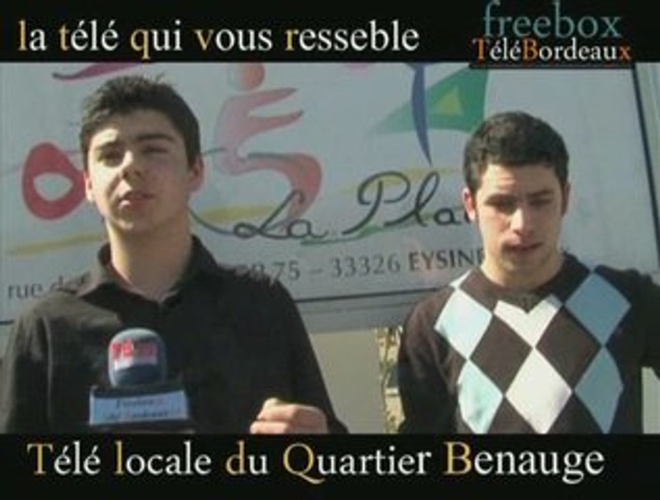 info par les lycens devant  d'enseignement Adapt  d'eysines