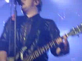 Fall Out Boy Headfirst slide Montpellier Live