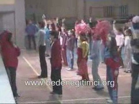 23 nisan gösterisi izmit 4