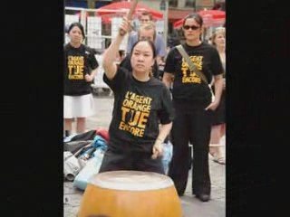 Diapo Collectif Vietnam-Dioxine le 30 avril 2005