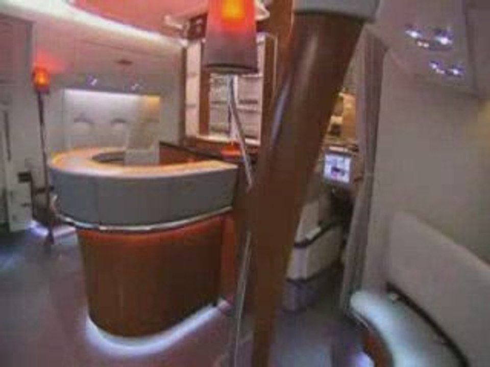 AIRBUS A380 EMIRATES