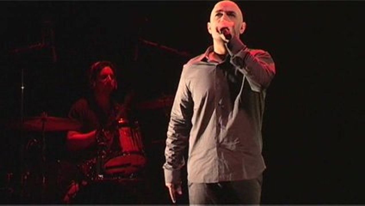 "prends ta droite et va tout droit"