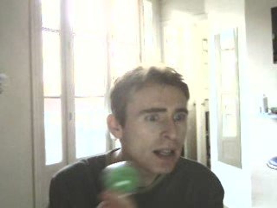 Wiwi égratigne "Si c'est bon comme ça"