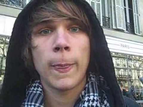 Richard, étudiant, manifeste à Paris le 19 mars 2009