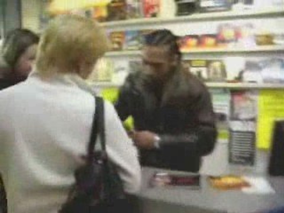 Yvane sur Fréquence Plus part01