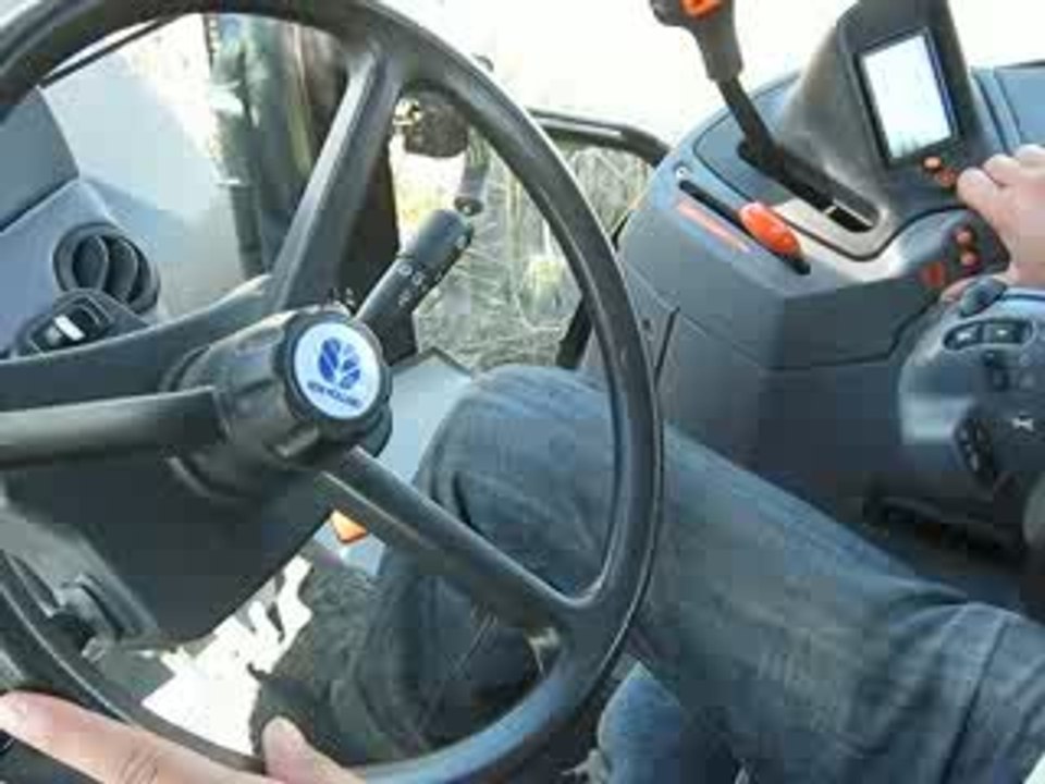 ömeeer-1 090 nh ts 135 a 4x4 süper traktör
