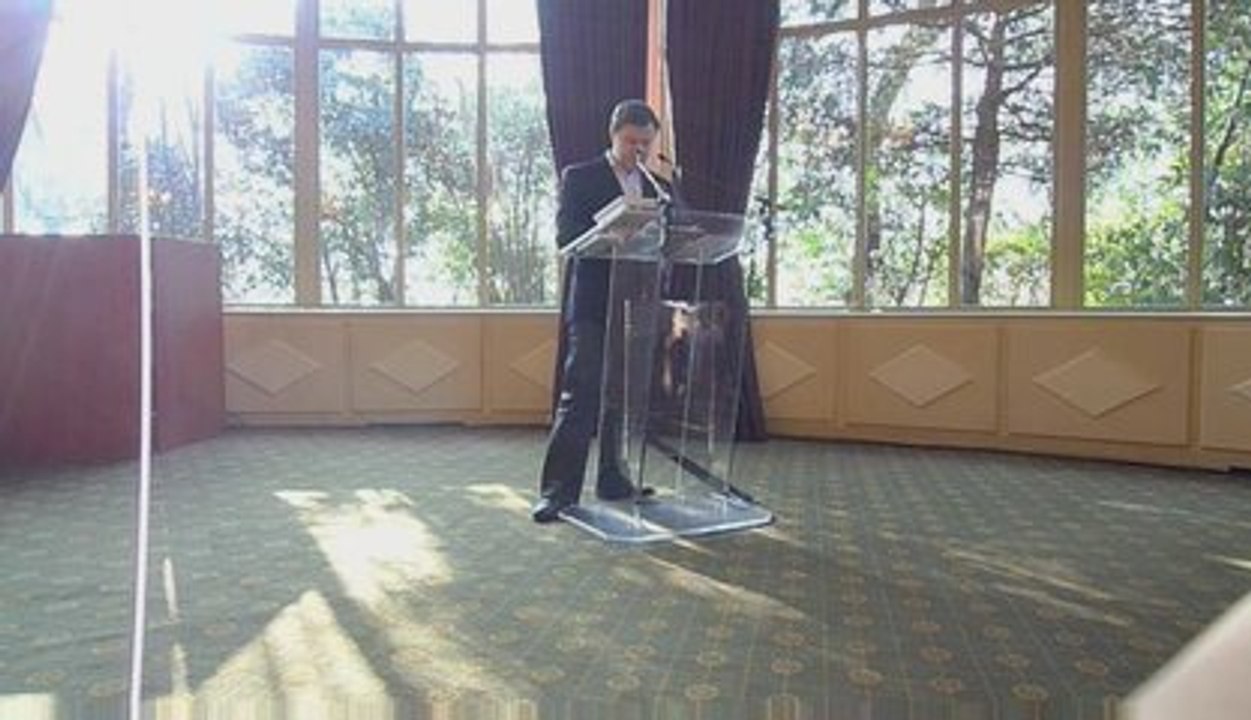 Portrait Jacques Attali