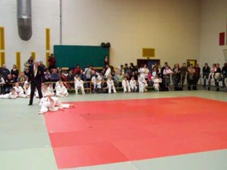 1er combat de judo de julien soignies 15 mars 2009