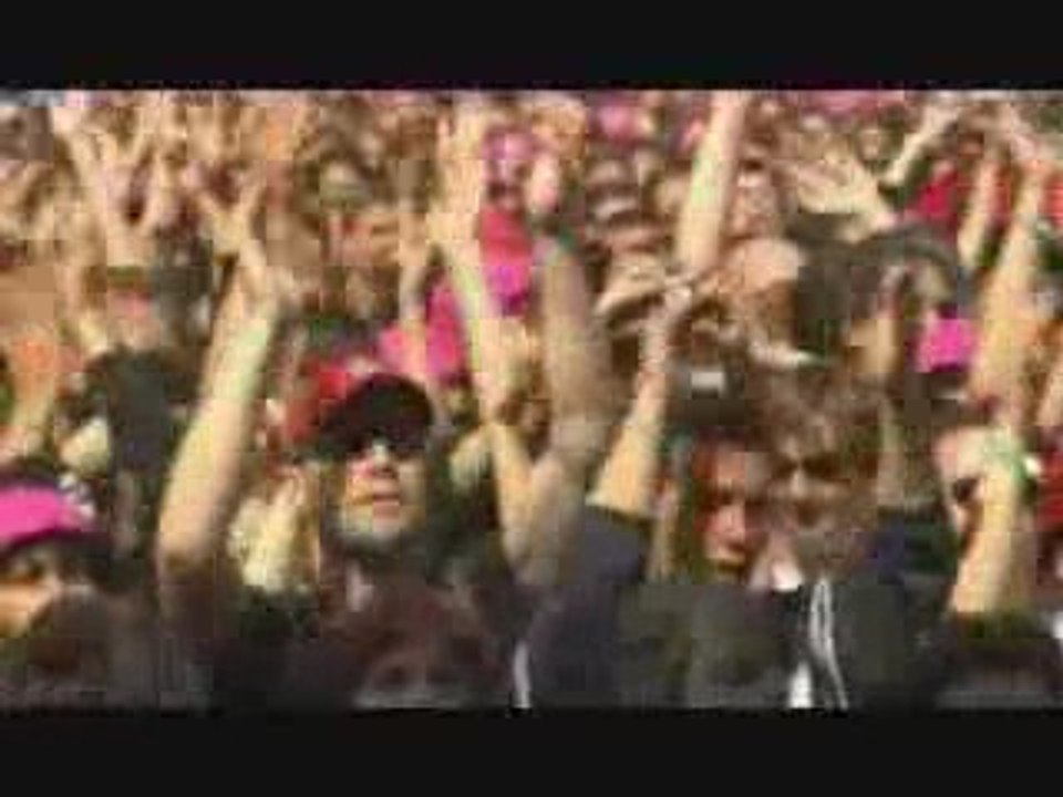 Deftones - 03 - Beware @ Pinkpop 06