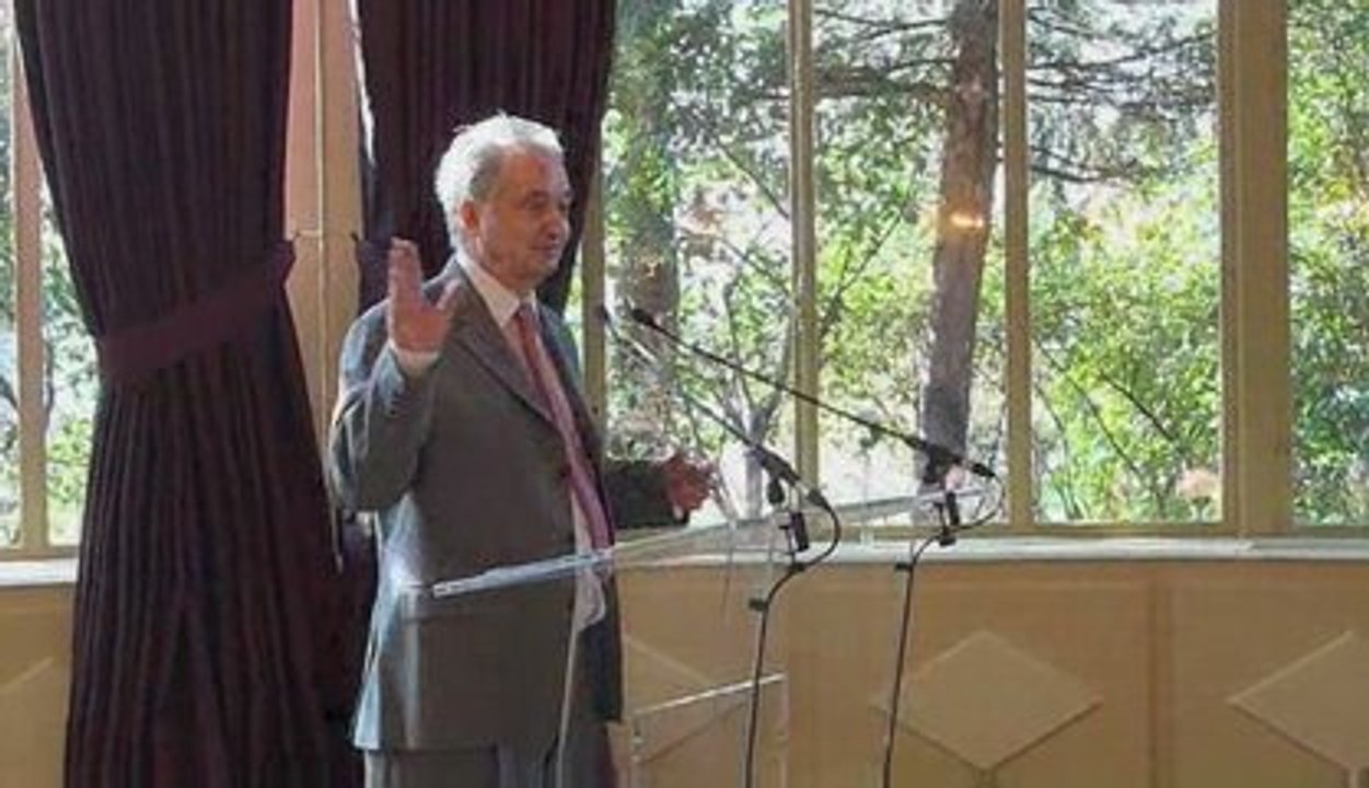 Jacques Attali