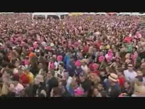 Deftones - 06 - Be Quiet and Drive @ Pinkpop 06