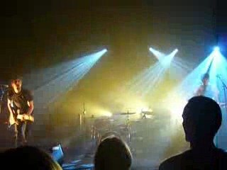 Settled in Motion live Prisme