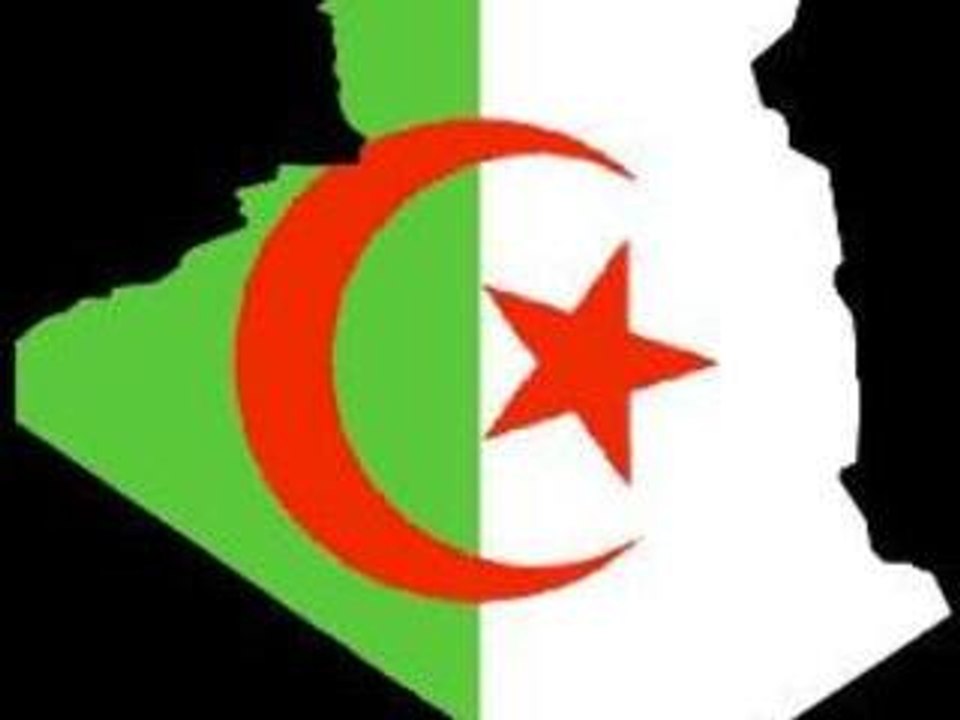 Abdelaziz Bakhti du Nom d'artiste Baaziz " Bledi ya Bledi "