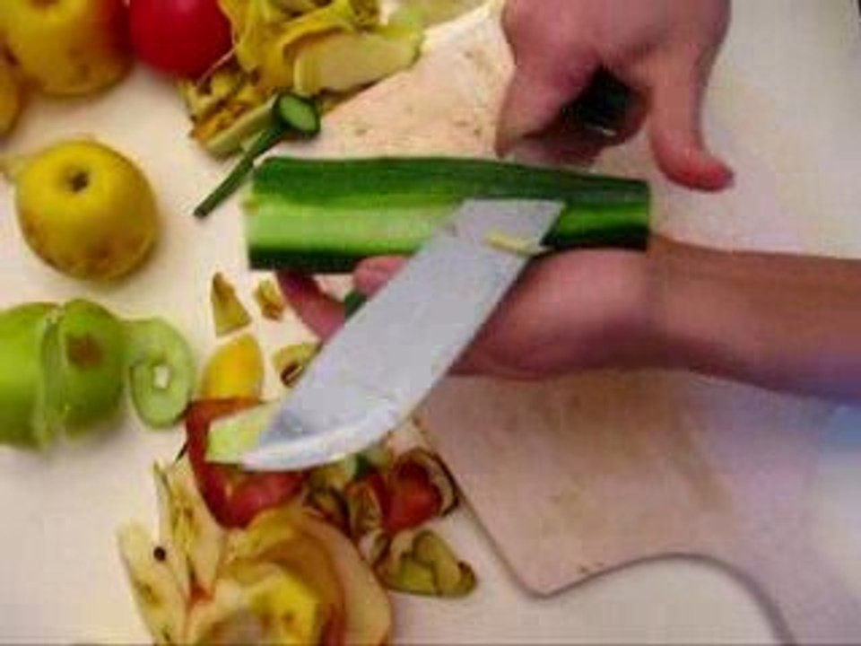 Chop suey_aperitive video for an edible performance