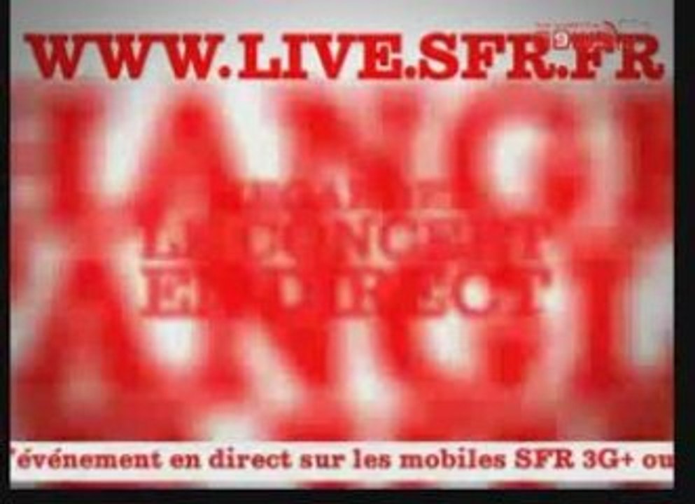 N9ws présente metro station en concert chez SFR