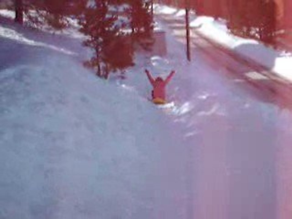 maeva sur  la  luge