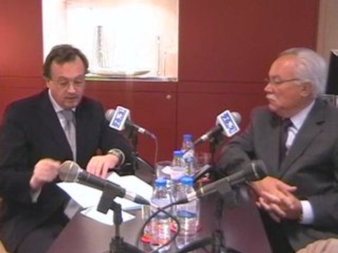 Dois Dedos de Conversa com Paulo Santos