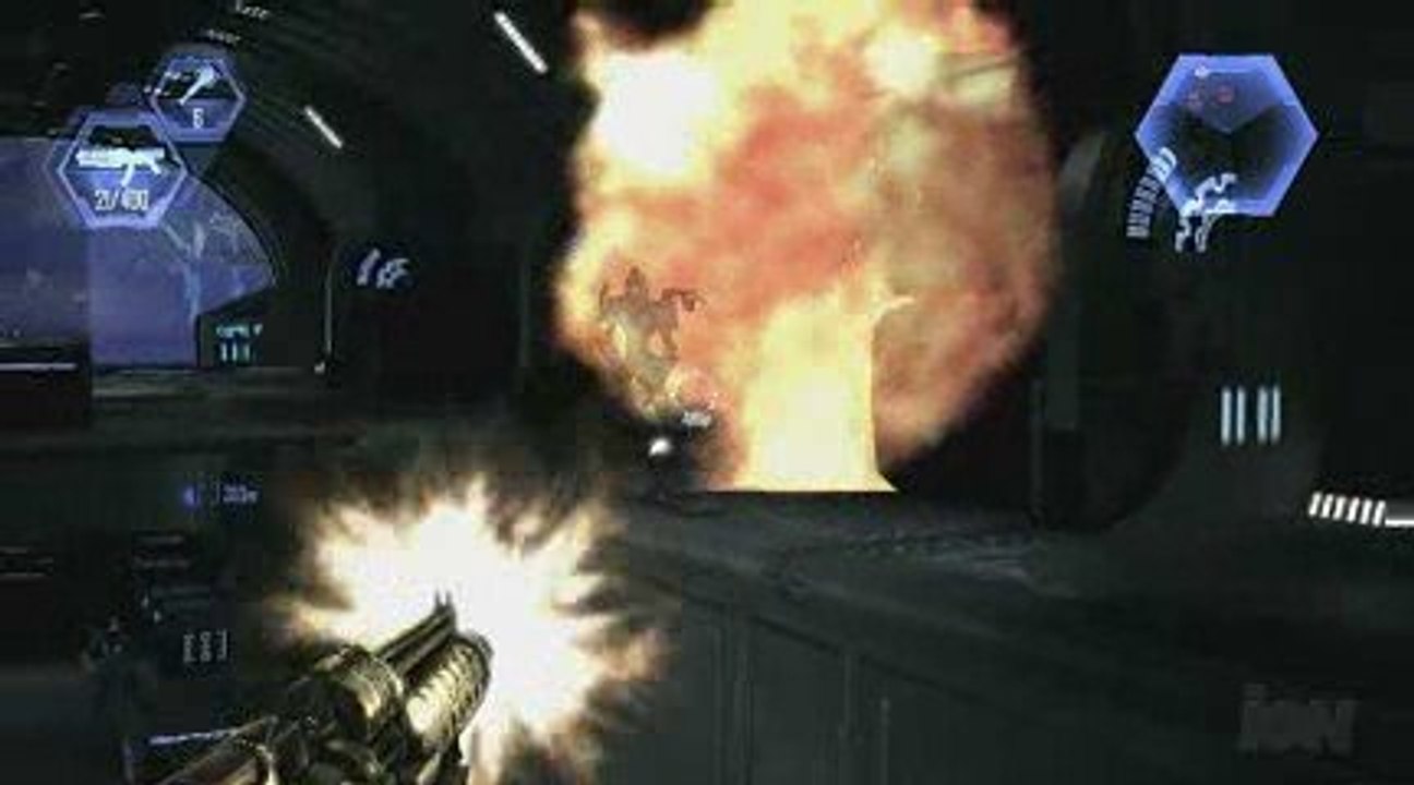 Dark Void (Xbox 360) Gameplay 'Sabotage'.