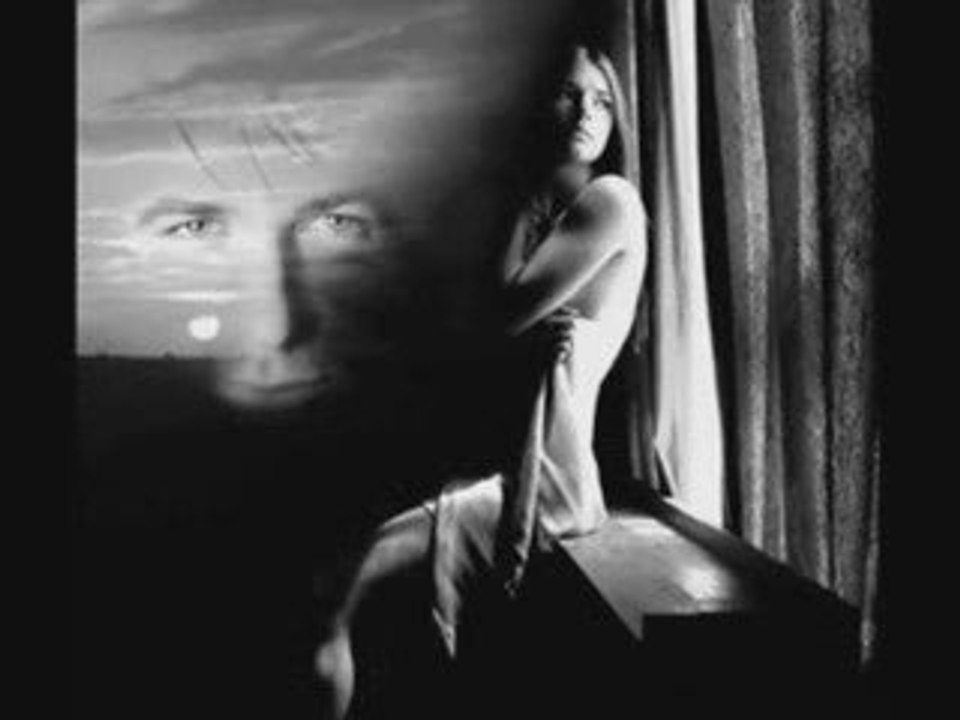 Özgür Kuru - Eylül - Ayrılıklara adanmış MÜKEMMEL bir ŞArKI.