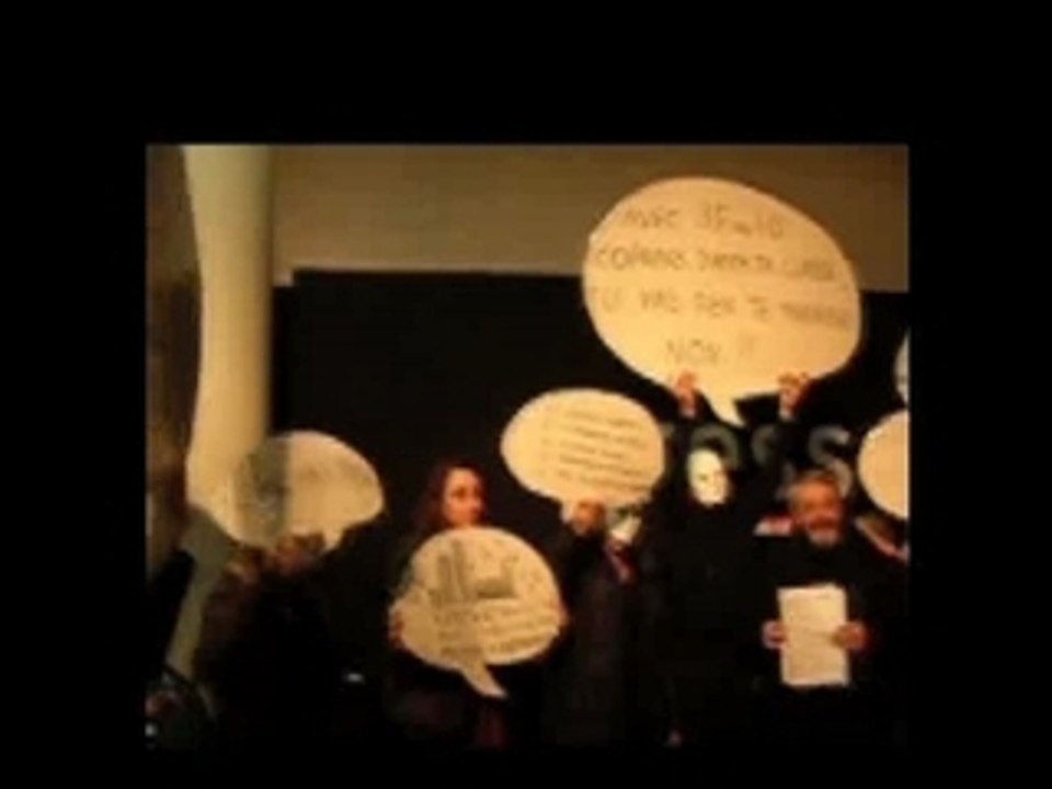 Le Grand Mechant Darcos au Salon du Livre de Montreuil 2008