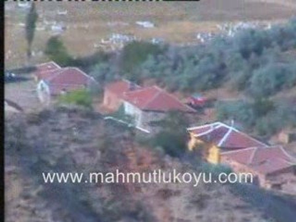MAHMUTLU KOYU 2008 GORUNTULERI:  DEPEDEN KOY 2