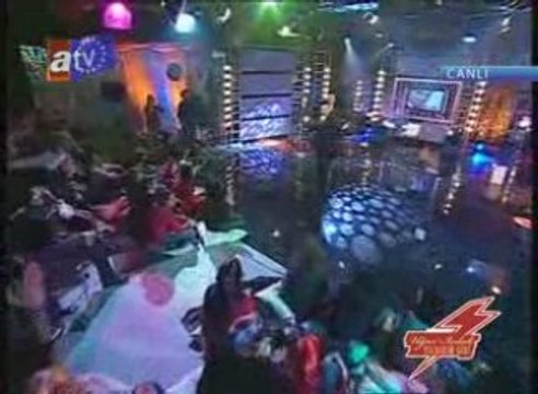 Ugur Isilak- Vatan Sağolsun