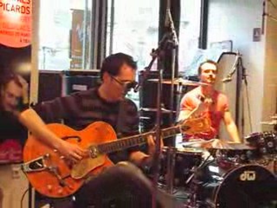 LES FATALS PICARDS : Canal Saint-Martin