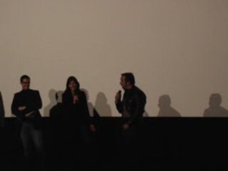 Jean Dujardin fait le chameau