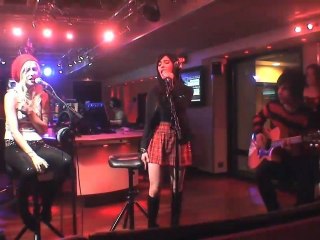 The Veronicas - Untouched - Live  - NRJ Mikl L'émission sans interdit