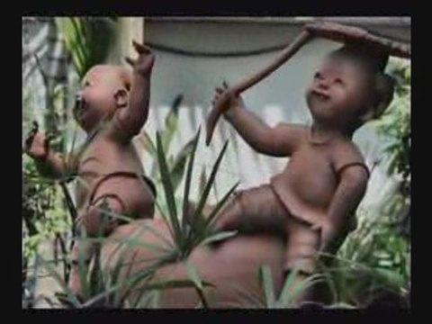 Walkin about in Wat Pra Keow (Temple of the Emerald Buddha)