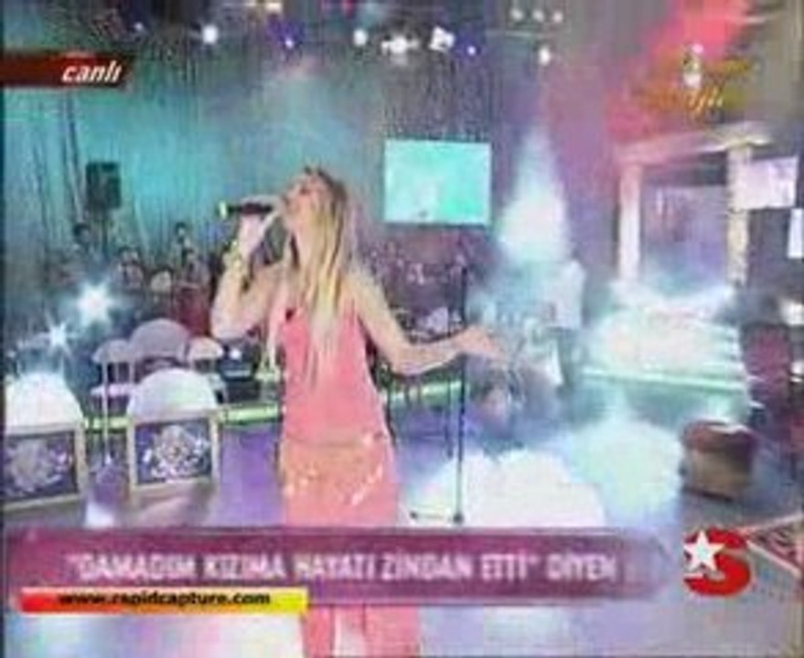 Petek Dinçöz  Afetmem Asla Seni [Canlı Performans]